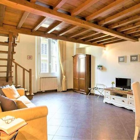 Charming Suite Cavour Heart Of Florence Ngoại thất bức ảnh