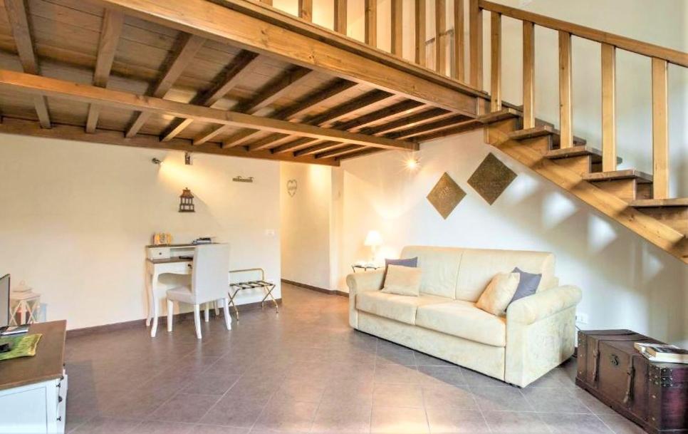 Charming Suite Cavour Heart Of Florence Ngoại thất bức ảnh