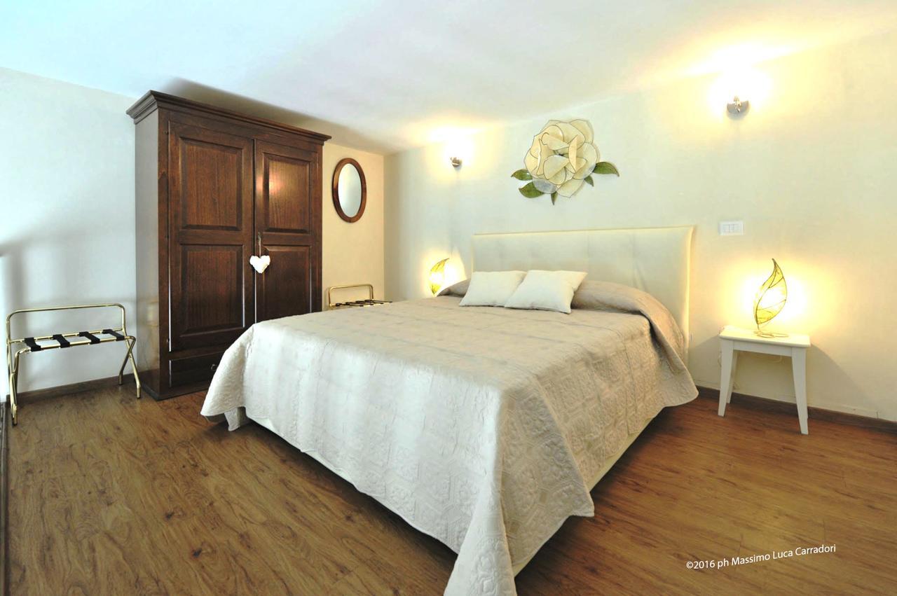 Charming Suite Cavour Heart Of Florence Ngoại thất bức ảnh