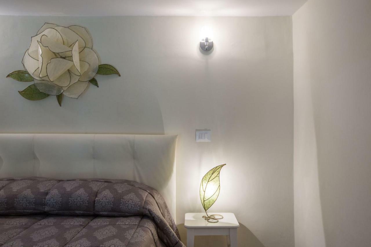 Charming Suite Cavour Heart Of Florence Ngoại thất bức ảnh