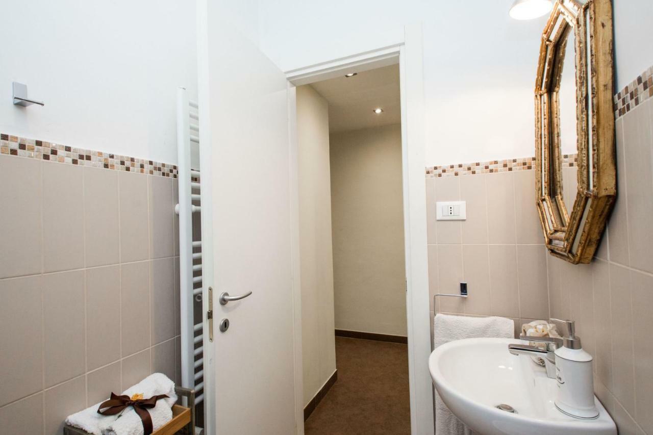 Charming Suite Cavour Heart Of Florence Ngoại thất bức ảnh