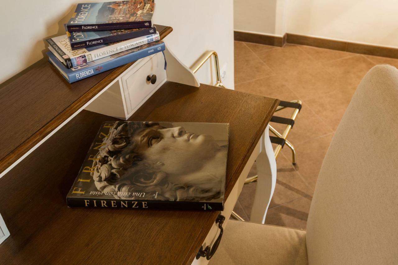 Charming Suite Cavour Heart Of Florence Ngoại thất bức ảnh